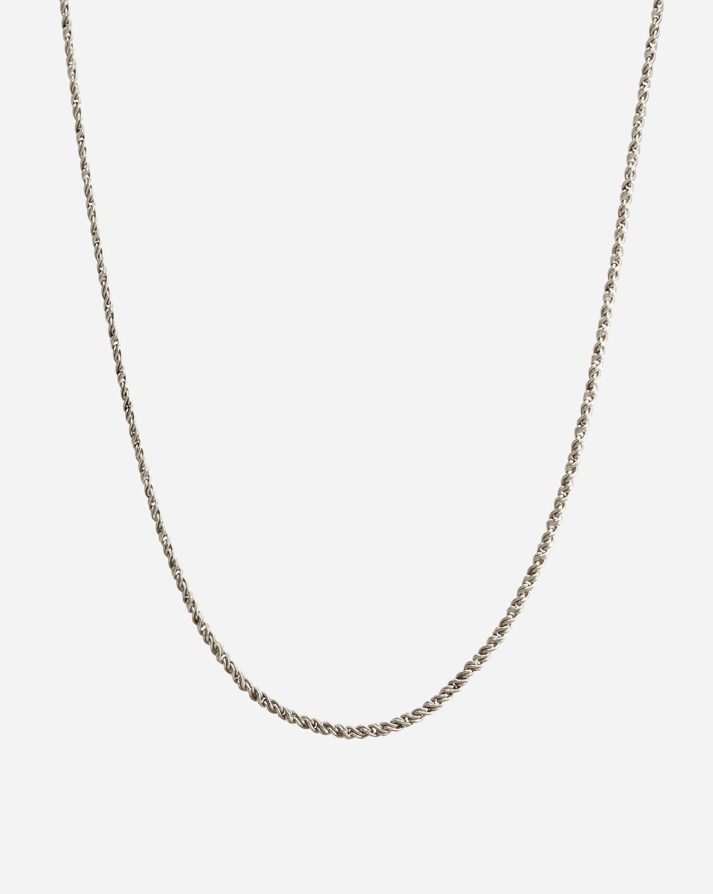 THIN ROPE CHAIN NECKLACE