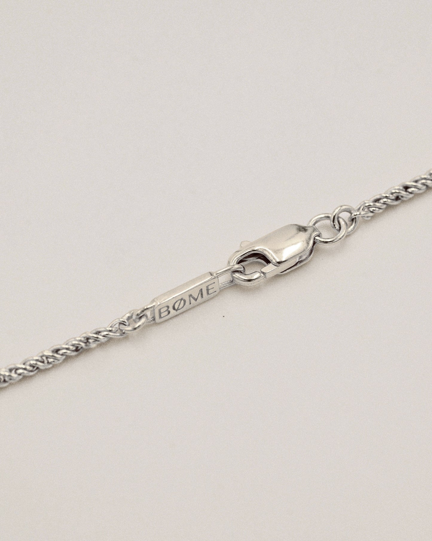 THIN ROPE CHAIN BRACELET