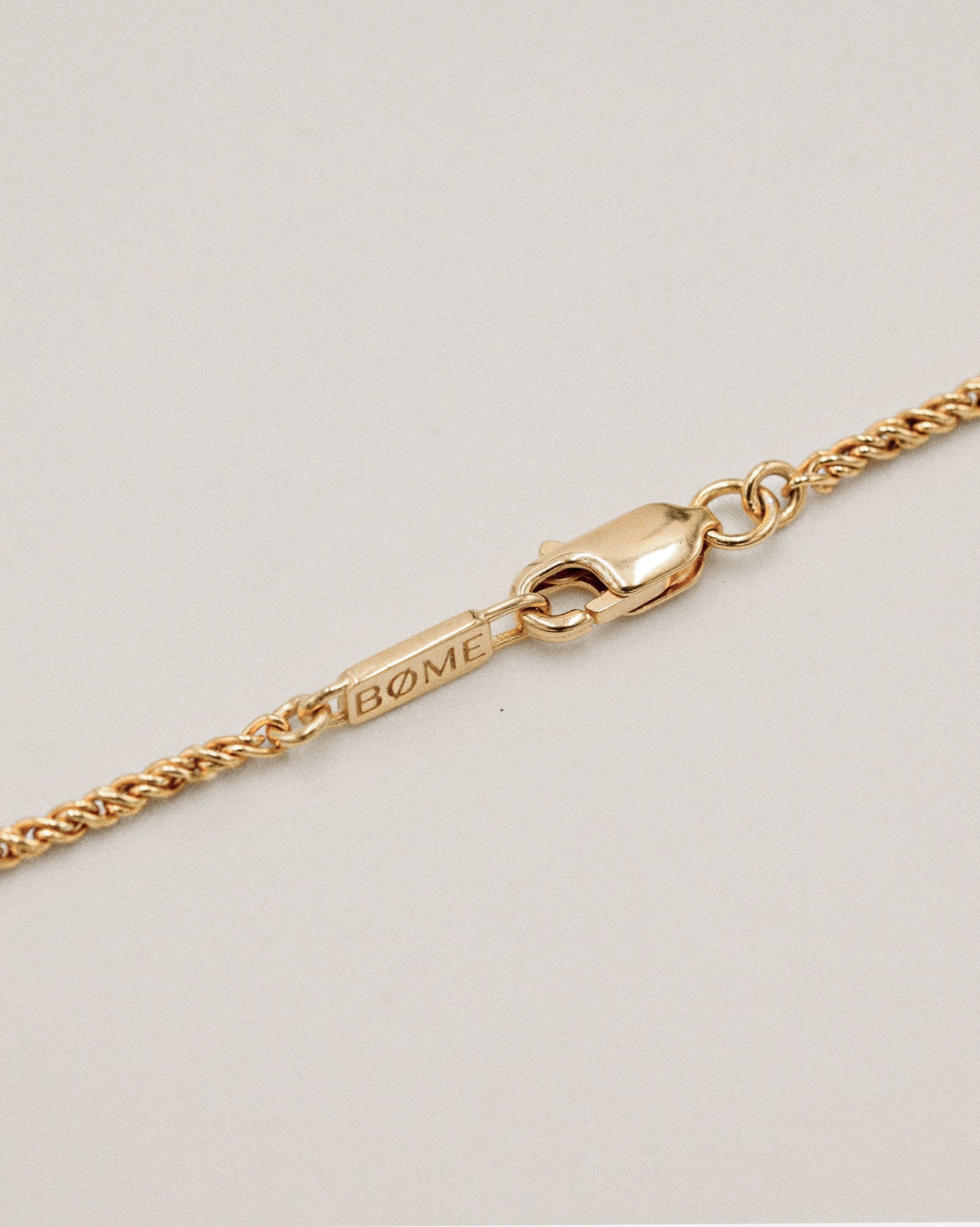 THIN ROPE CHAIN NECKLACE